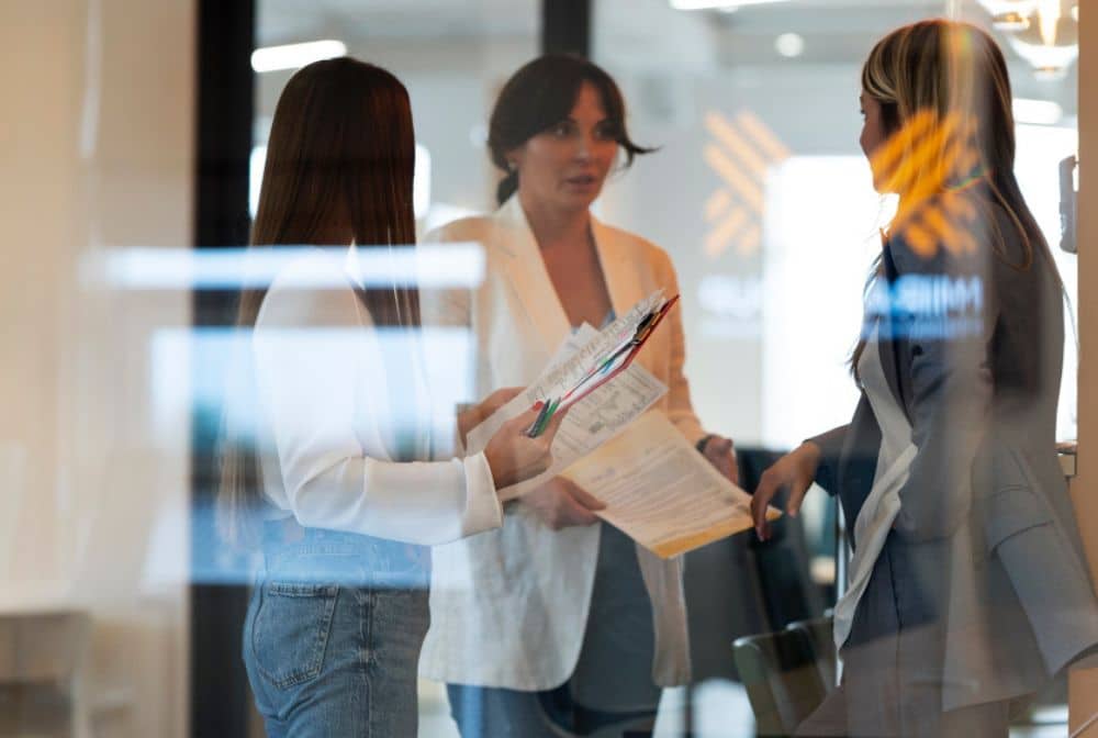 ¿Cómo escalar un negocio usando IA?